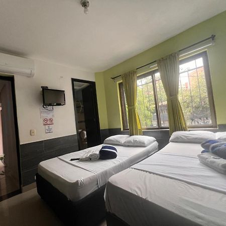 Hotel Laureles Home Medellín Exteriör bild