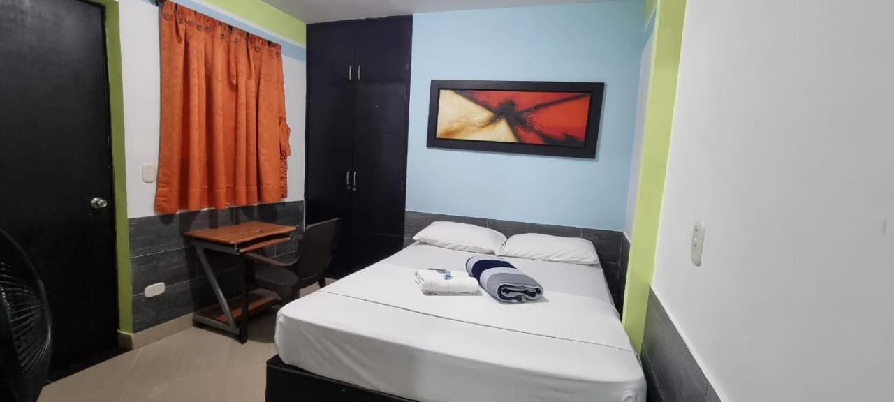 Hotel Laureles Home Medellín Exteriör bild