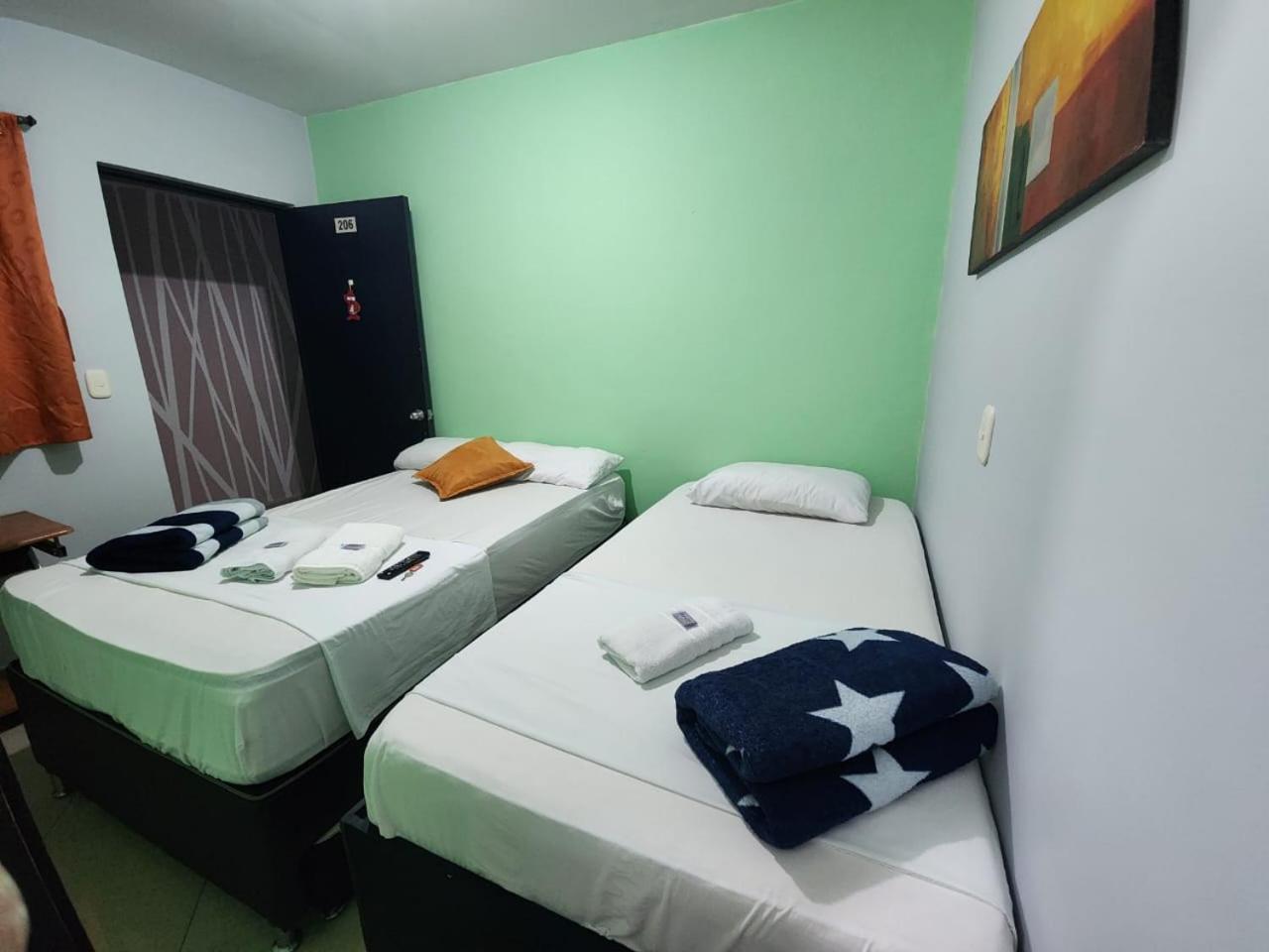 Hotel Laureles Home Medellín Exteriör bild