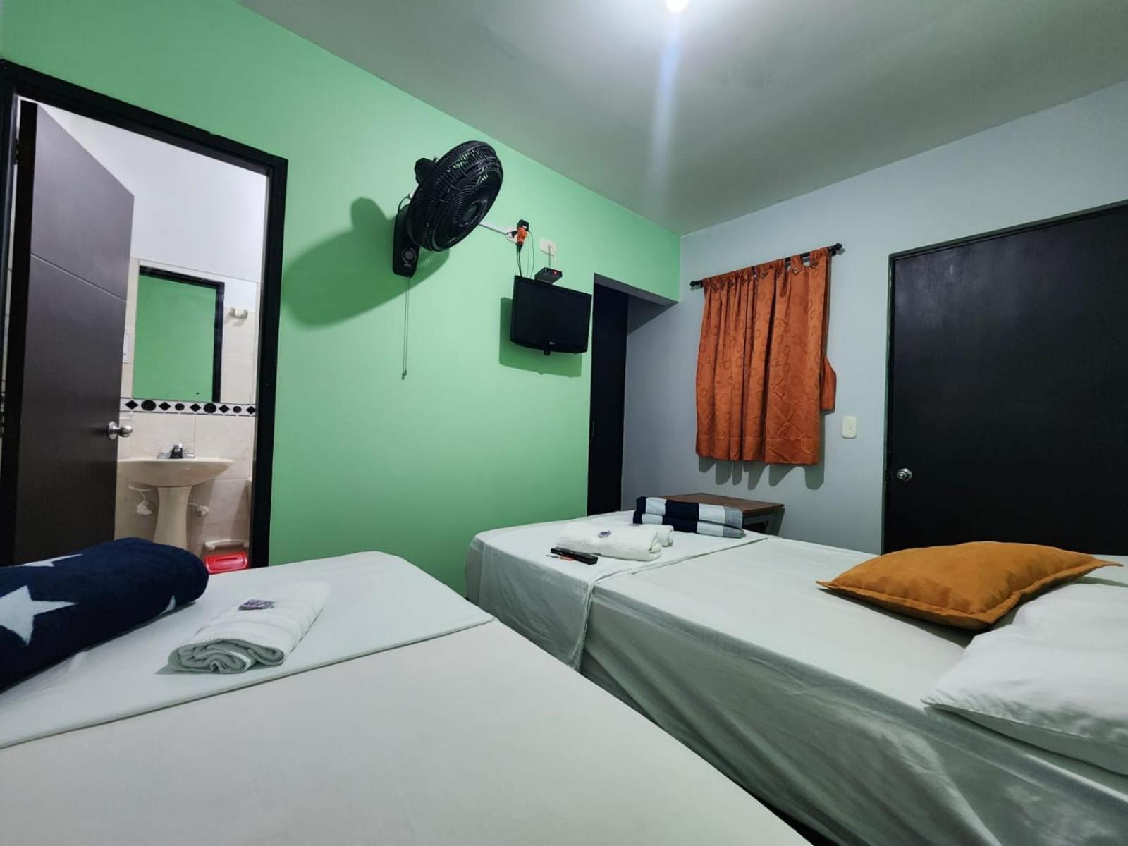 Hotel Laureles Home Medellín Exteriör bild