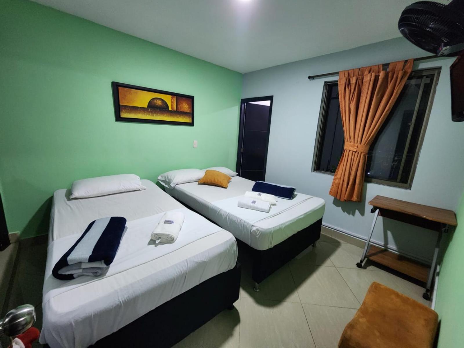 Hotel Laureles Home Medellín Exteriör bild