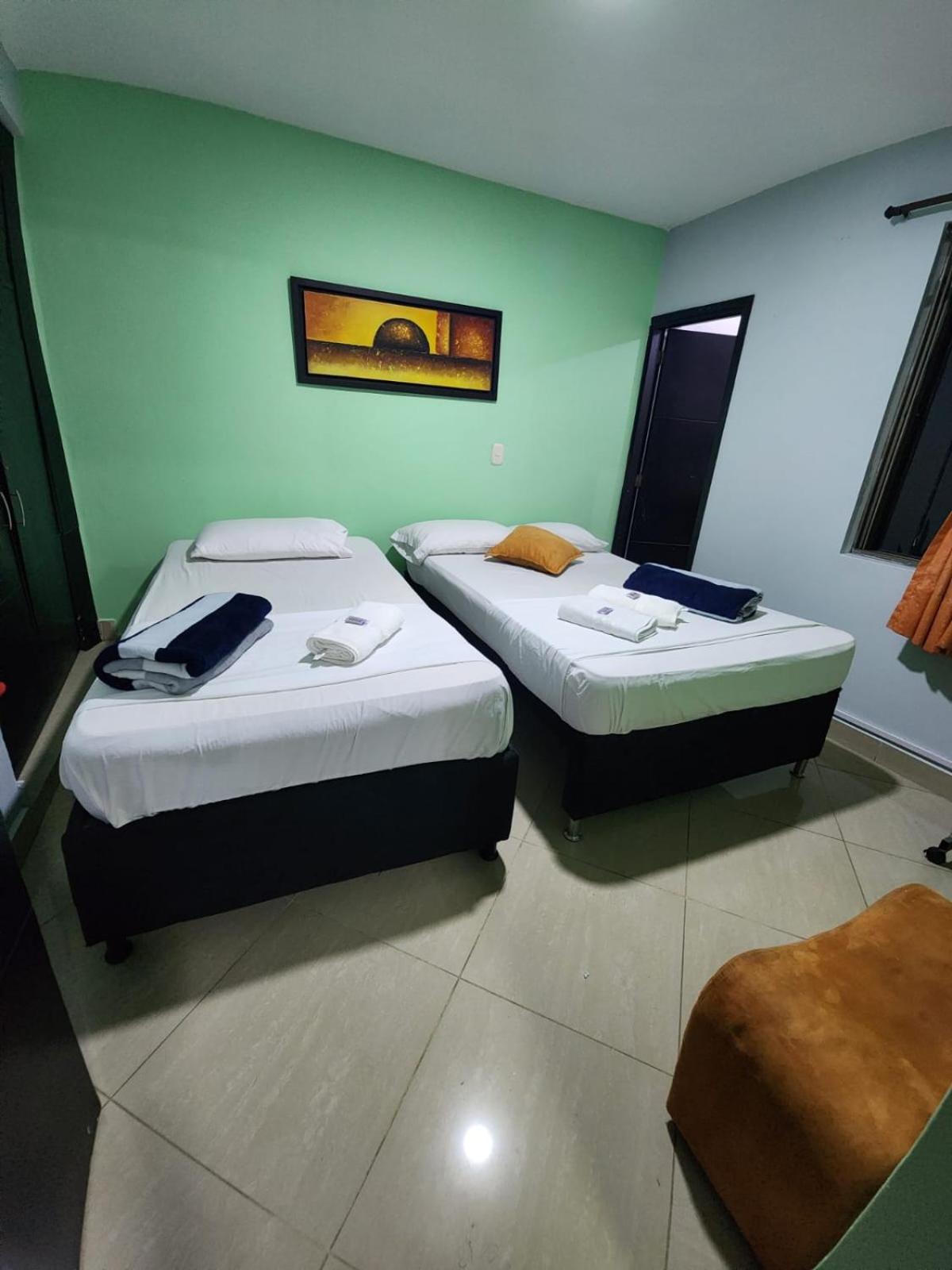 Hotel Laureles Home Medellín Exteriör bild
