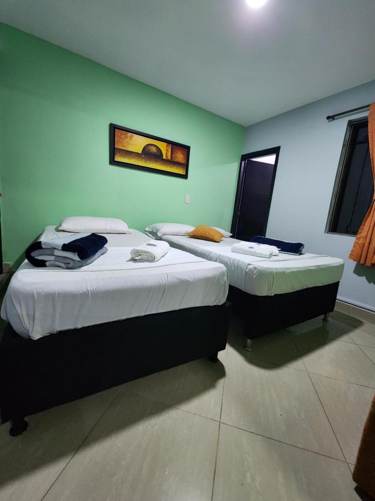 Hotel Laureles Home Medellín Exteriör bild